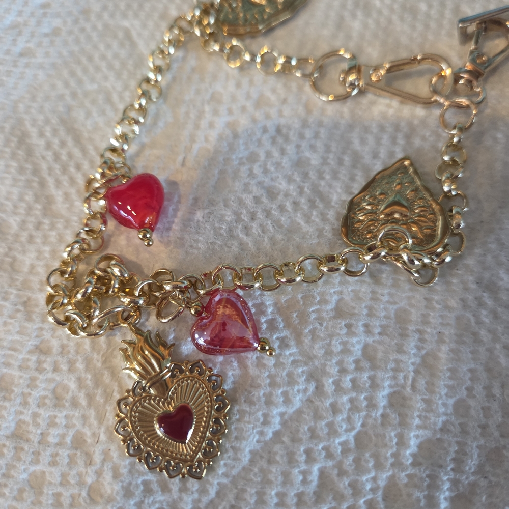 Beaded Queen of Hearts and Crown Clutch Or Wristlet - Picture 9 of 9